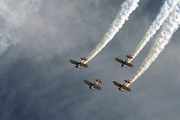 red baron squadron, smoke, air show, planes, airplane, aviation, aircraft, airshow, fly, biplane, loop, aerobatics, formation